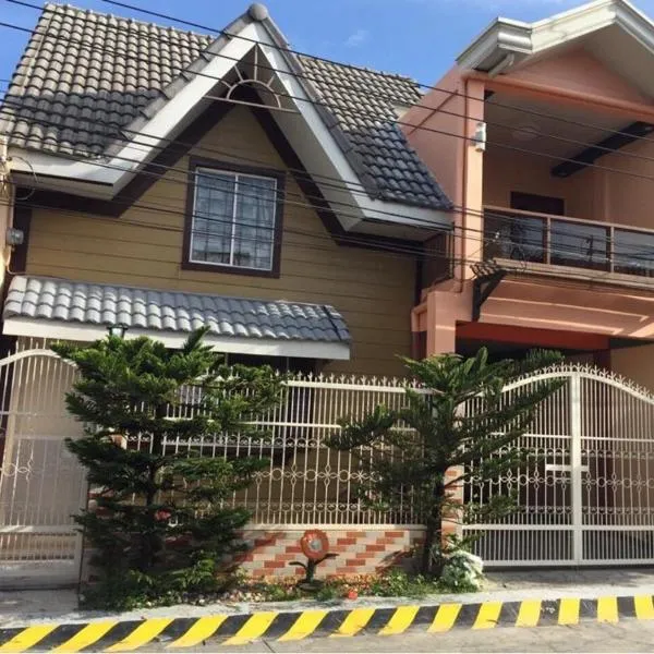 Lemon Transient House, hotel in Angeles