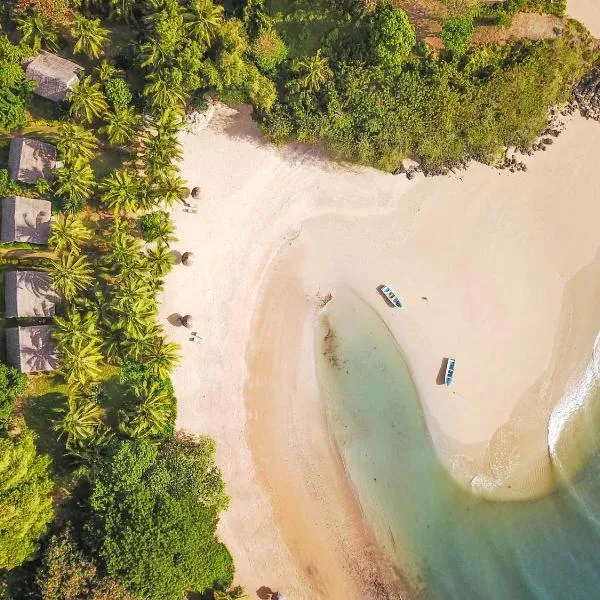 Mohéli Laka Lodge Private Beach and Diving Resort，位于Mohéli的酒店