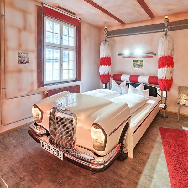 V8 HOTEL Classic Motorworld Region Stuttgart