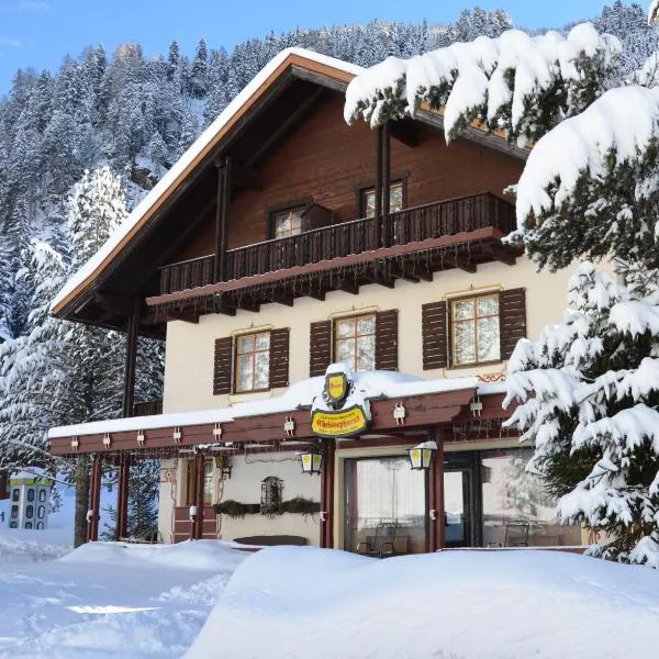 Gästehaus Christophorus, hotelli kohteessa Innerkrems