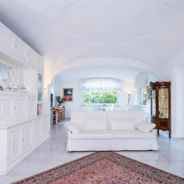 Villa Marinella, hotel v Ischii