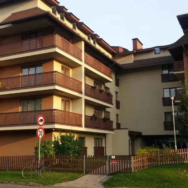Сozy Apartment In Great Location, hotel a Riga