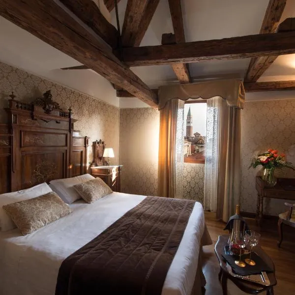 Palazzo Bembo - Exclusive Accommodation, hotel in Venice