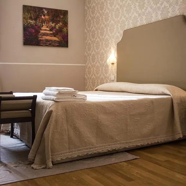 Hotel Navy, hotel v destinaci Livorno