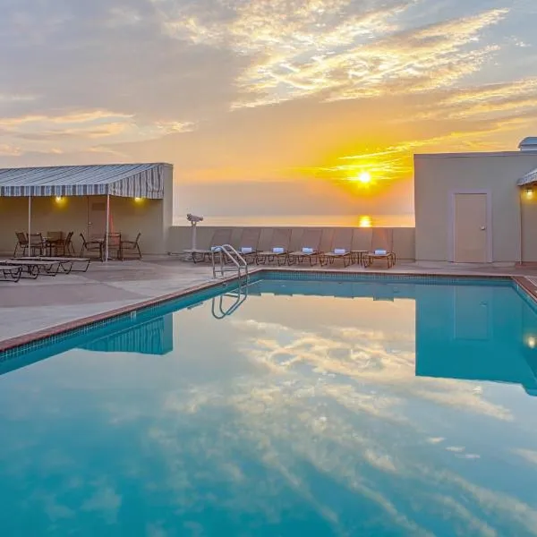 Beach Quarters Resort, hotel in Virginia Beach
