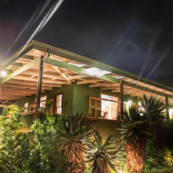 Three Tree Hill Lodge, hotel v destinaci Bergville