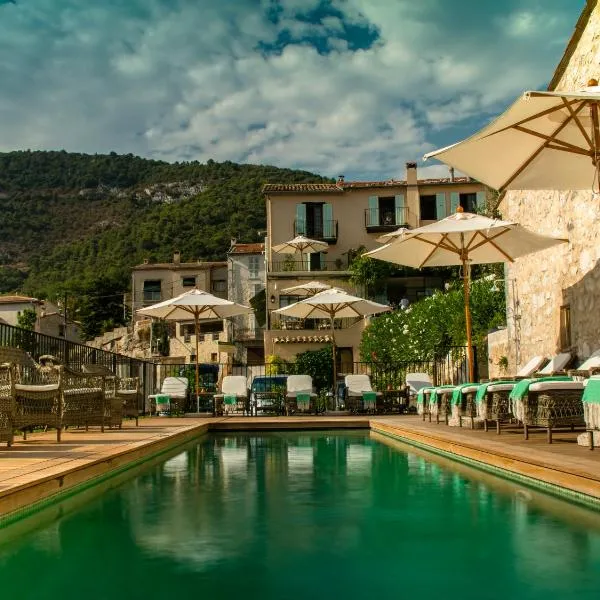Auberge De Tourrettes، فندق في توريتس سور لوب