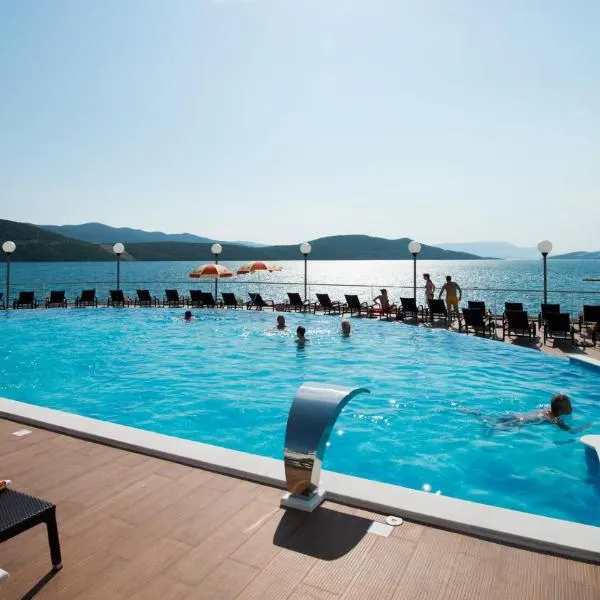 Hotel Sunce Neum, hotel di Neum
