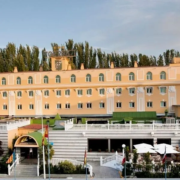 Hotel Torres I, hotel v destinaci Villanueva del Arzobispo