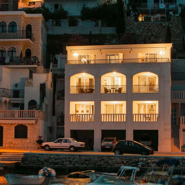 Apartment by the sea