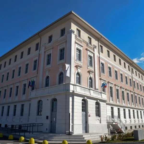 Nuovo Albergo Operai, hotel v Monfalcone