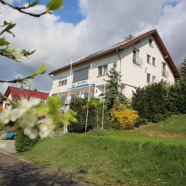 Hotel Waldblick, hotel v destinaci Treffurt