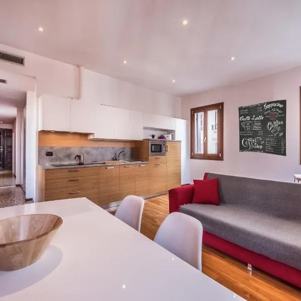 Ca' d'Oro suite, hotel in Venice