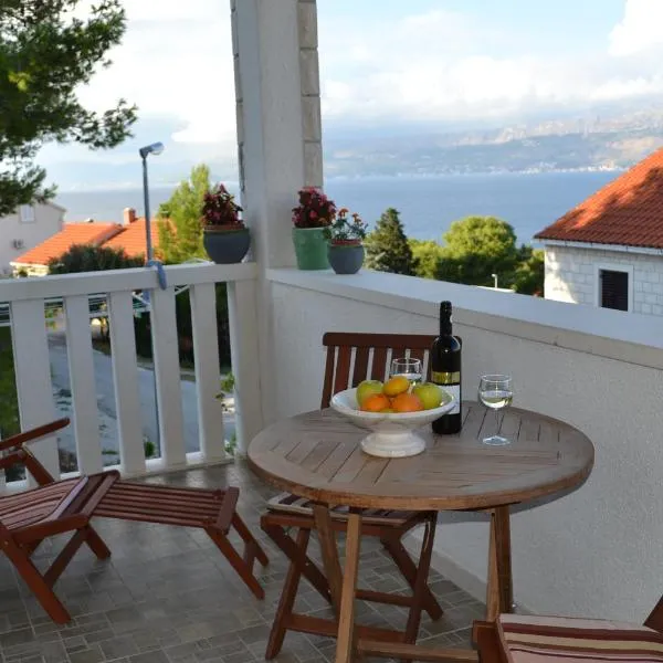 Apartmani Vila Nela, hotel in Postira