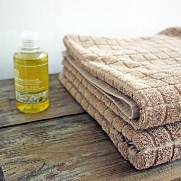 Bed & Breakfast Walenburg, hotel in Rotterdam