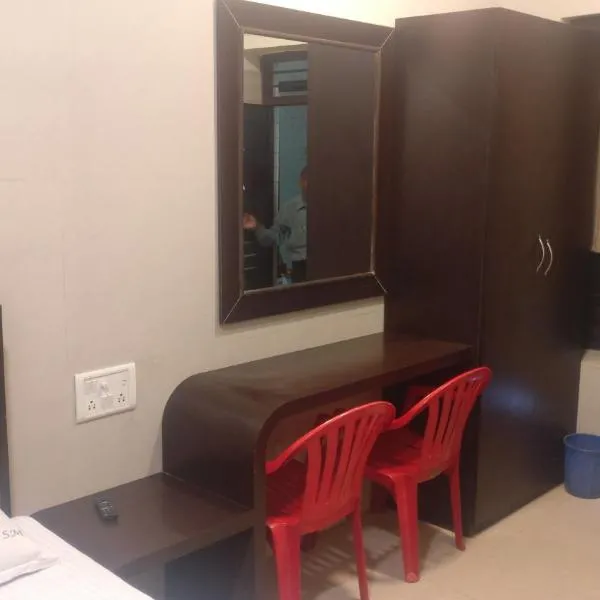 Hotel Sarada Nivas, hotel in Chennai