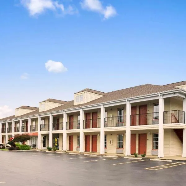 Super 8 by Wyndham Garner/Clayton/Raleigh, ξενοδοχείο σε Garner