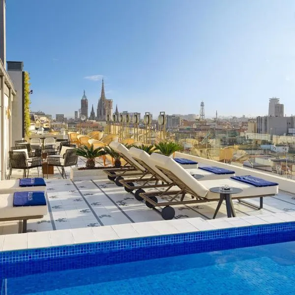 H10 Cubik 4* Sup, hotel in Barcelona