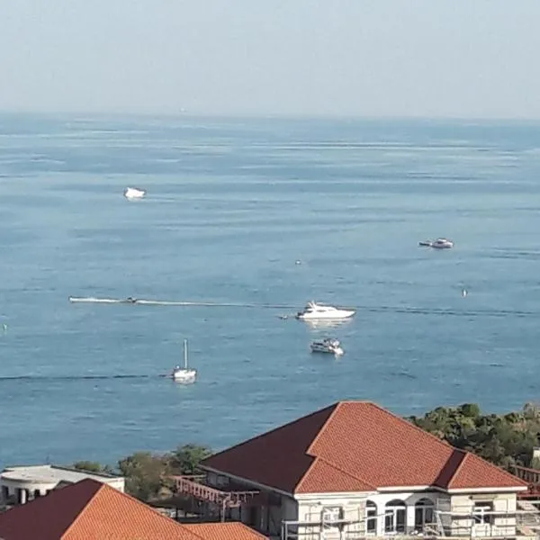 Apartments Arcadia Panorama of the sea, hotel in Odesa