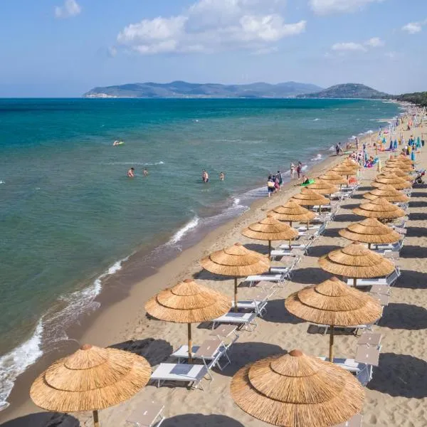 Camping Village Oasi, hotel in Albinia