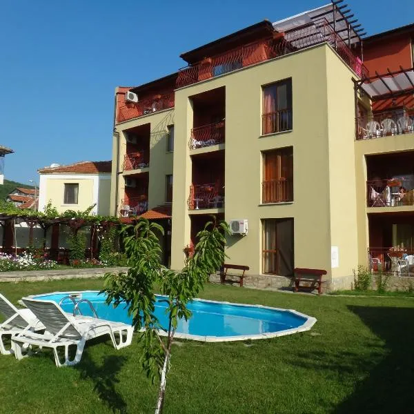 Condo Hotel Valentina, hotel in Obzor