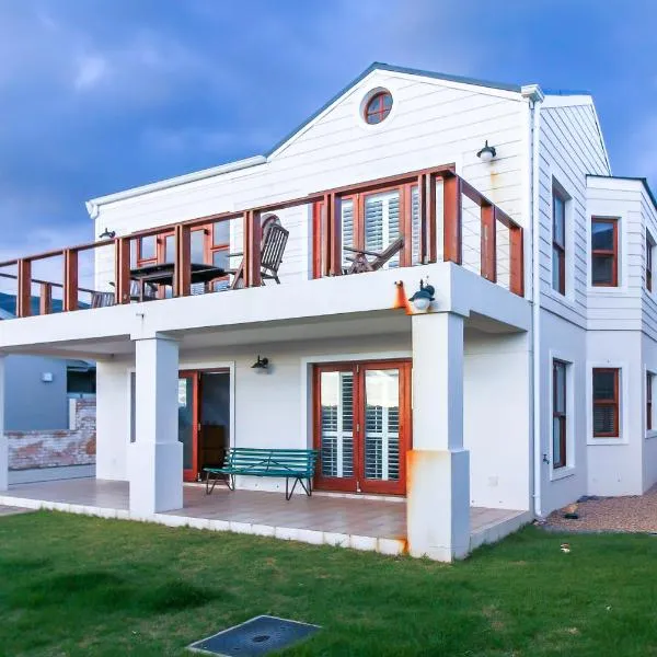 Geheim Luxury Seafront, hotel in Hermanus