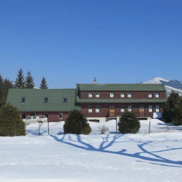 Zubrovica, hôtel à Telgárt