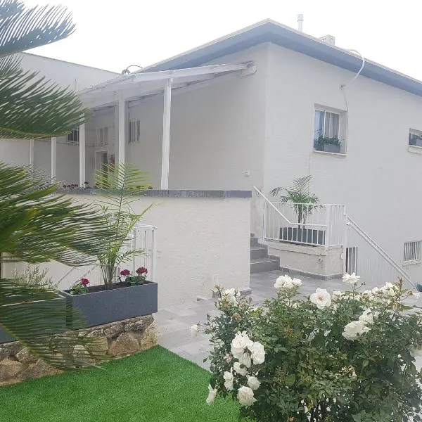 אבני החושן- Avnei Hoshen, hôtel à Nahariya