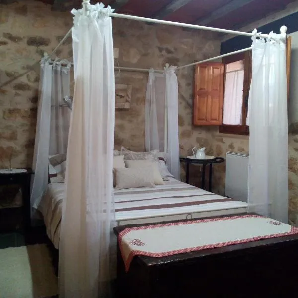 Casa De Vacances La Vella Era, hotel sa Arnés