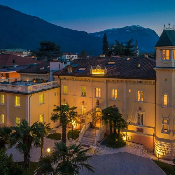 Villa Italia Luxury Suites and Apartments, hotell sihtkohas Arco