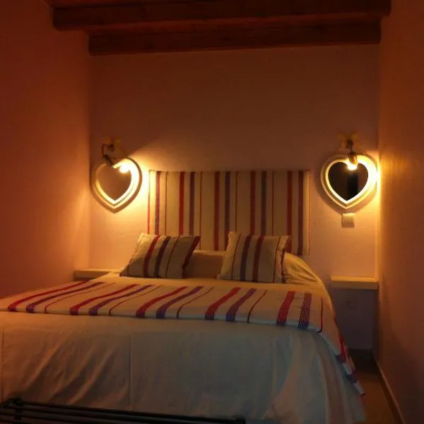 Lovely House, hotel i Lagos