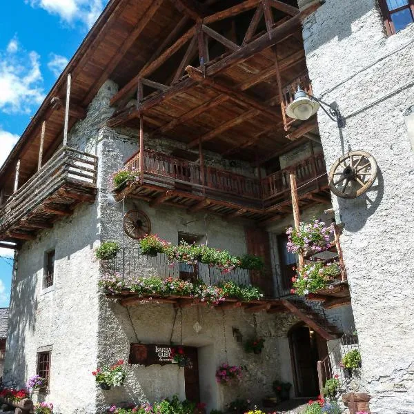 Agriturismo Barba Gust, hotel in Cesana Torinese