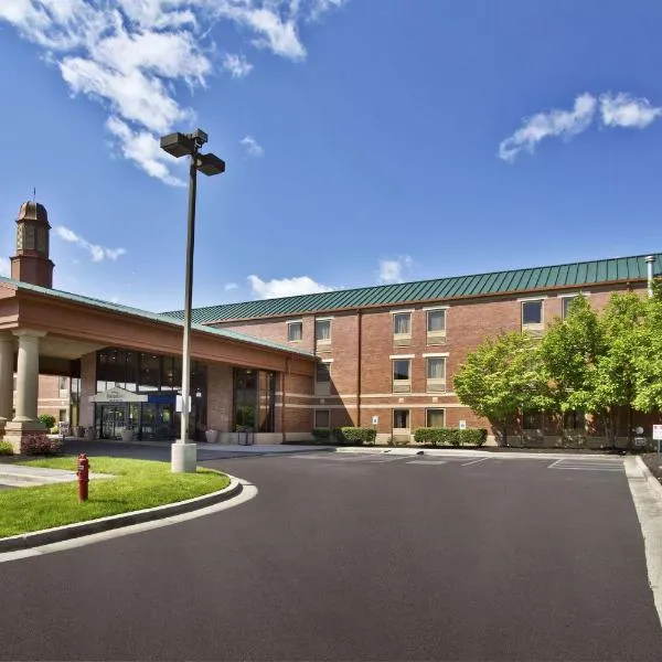 Baymont by Wyndham Knoxville/Cedar Bluff, hotel in Knoxville