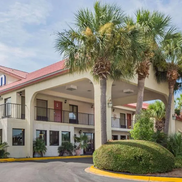 Days Inn by Wyndham Destin, hôtel à Destin