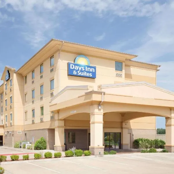 Days Inn & Suites by Wyndham Russellville, ξενοδοχείο σε Russellville