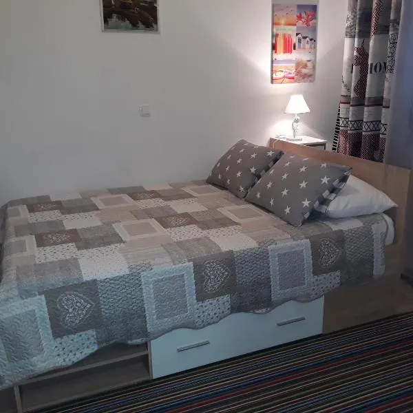 Studio apartman & Rooms No1, hotel in Zadar