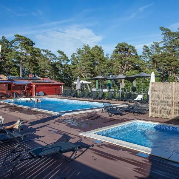 Ljugarn Semesterby, Hotel in Ljugarn