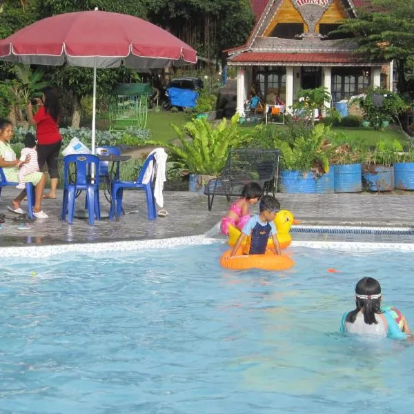 Horas Family Home, Hotel in Tuk Tuk