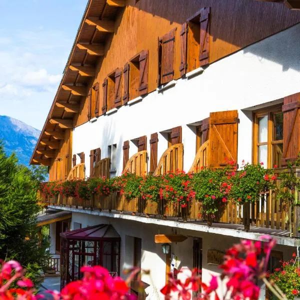 Logis Hôtel Les Peupliers, hôtel à Baratier