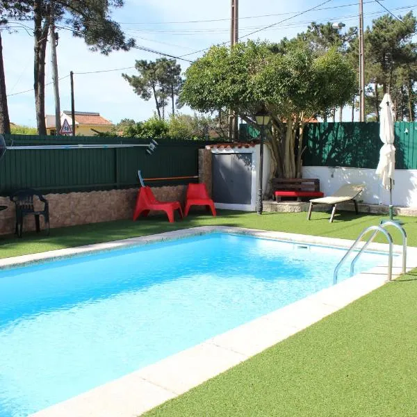 Hostel Casa Lucas, hotel v destinaci Charneca