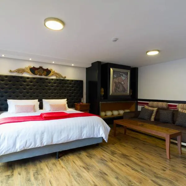 多策拉博精品住宿旅馆，位于基多的酒店