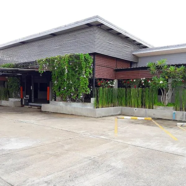 The Loft @Chiangrai, hotel in Ban Du