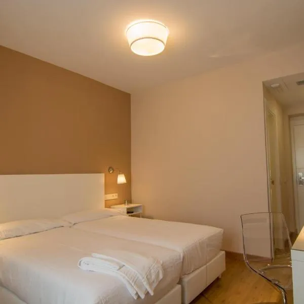 Hotel Los Cigarrales, hotel v destinaci Toledo