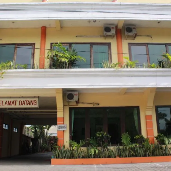 Hotel Ronggolawe, hotel v destinaci Cepu