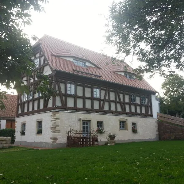 Ferienwohnung "Alte Bauernstube", Hotel in Meißen