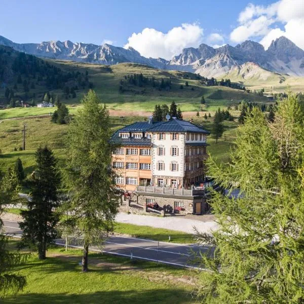 Hotel Costabella, hotel a Passo San Pellegrino