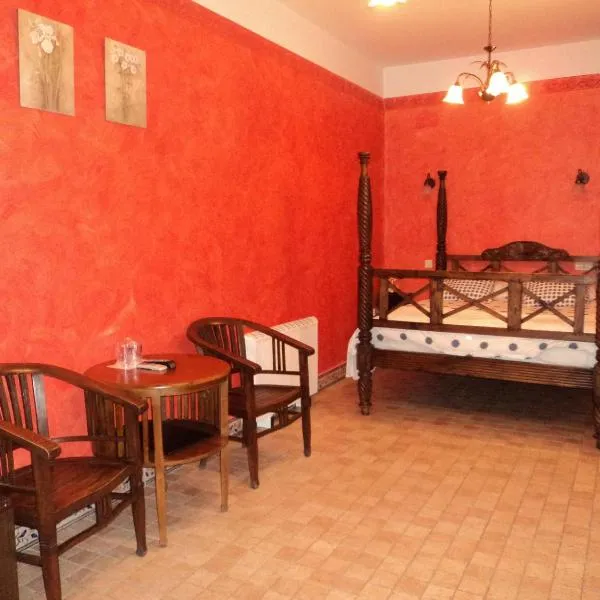 Hosteria Natura, hôtel à Ségovie