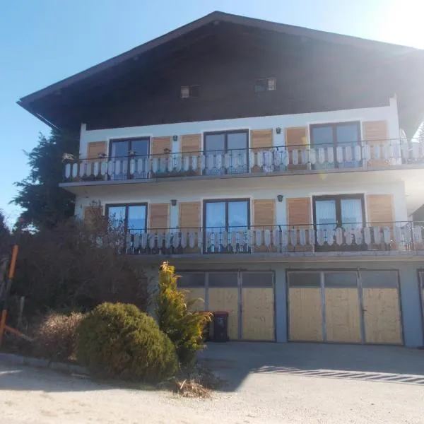 Bauernhof Moadl, hotell sihtkohas Weyregg