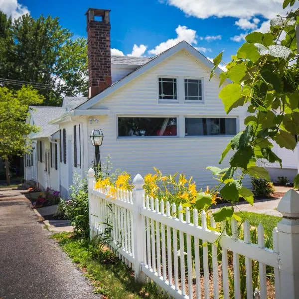 Homestead Inn, hotel v mestu New Milford