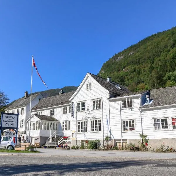 Jaunsen Gjestgjevarstad, hotel in Granvin